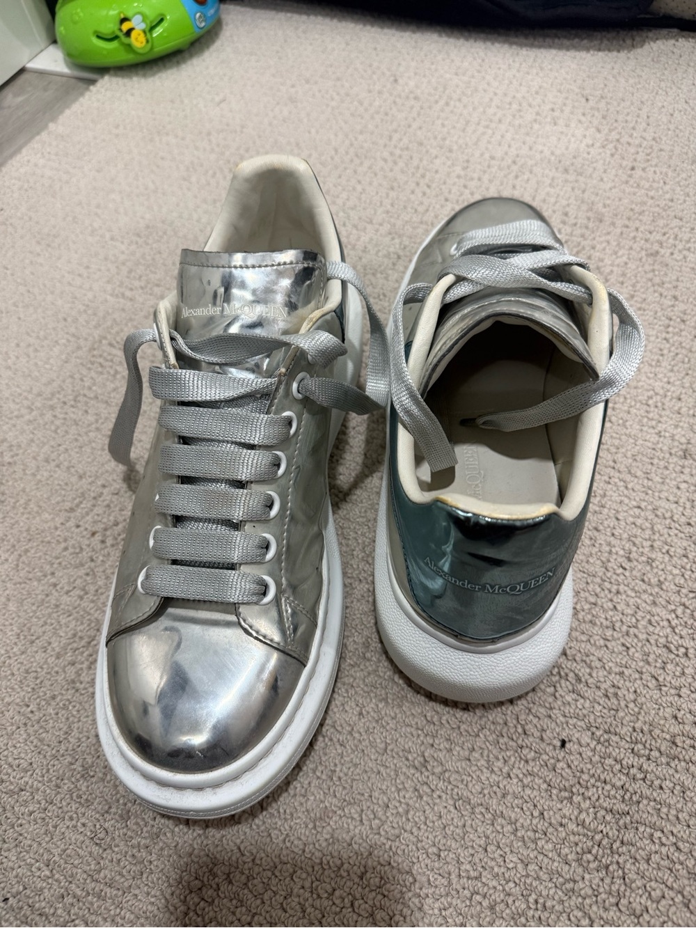Alexander McQueen Metallic Silver Low-Top Sneakers